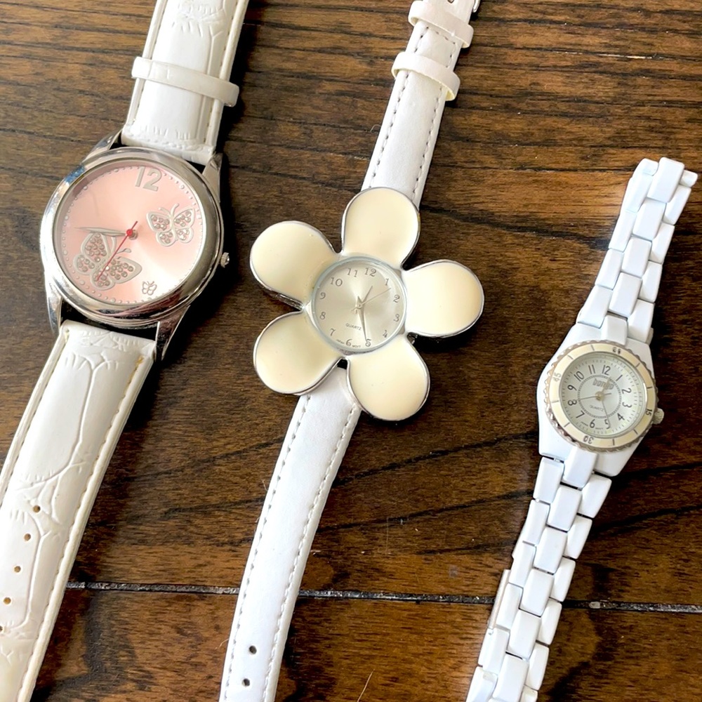 CRAZY SALE Vintage White wrist Watch Bundle - Picture 1 of 8